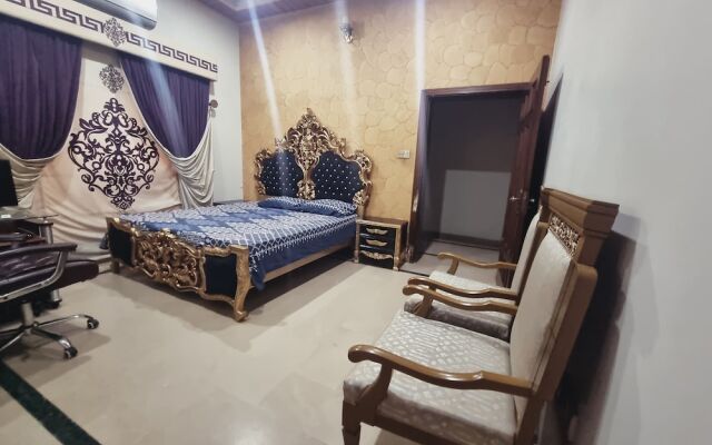 Impeccable 4-bed Villa in Gujrat