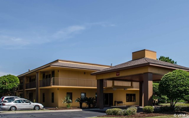 Quality Inn At Eglin AFB