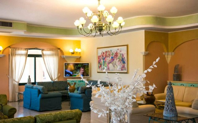 Club Hotel Marina Beach