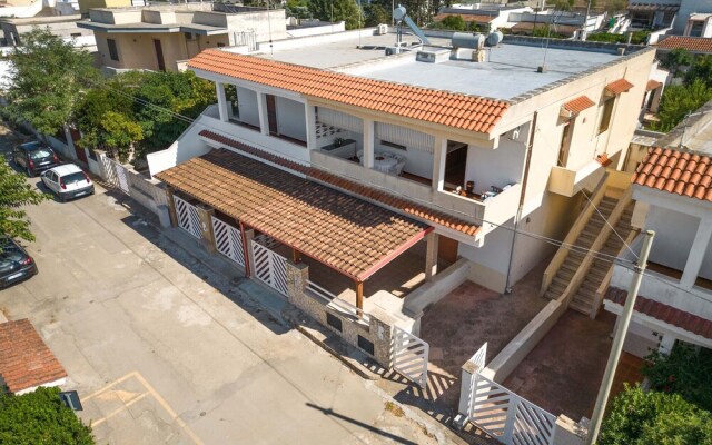 3651 Casa Iro by Barbarhouse