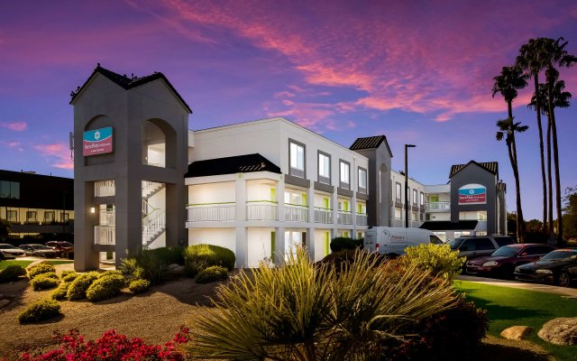 SureStay Plus Hotel by Best Western Scottsdale North (ex.Fairfield Inn by Marriott Scottsdale North)