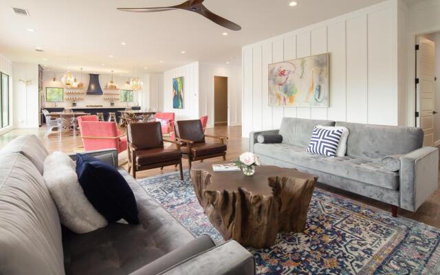 The White House on the Horseshoe