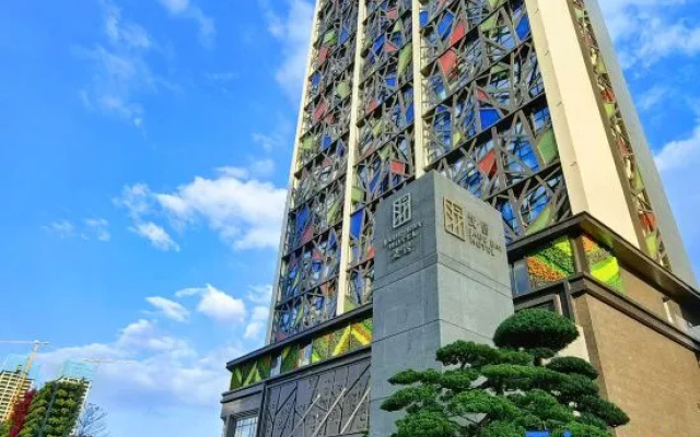 Jade Bay Hotel