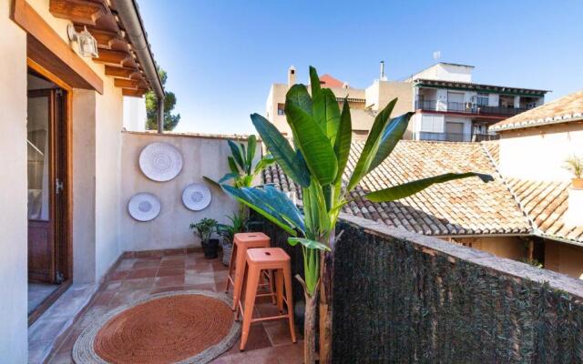 Apartamento junto al Albaicín con terraza