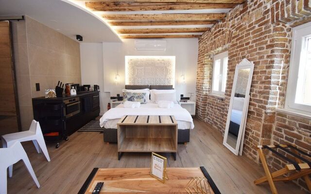 Murofinto Homes