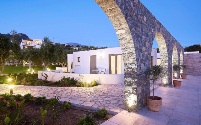 Coriva Beach Hotel & Bungalows
