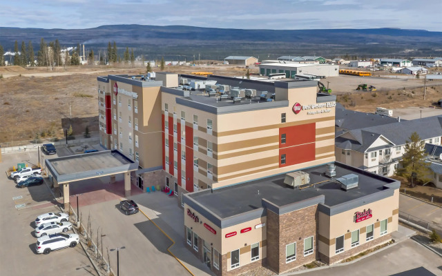 Best Western Plus Hinton Inn & Suites
