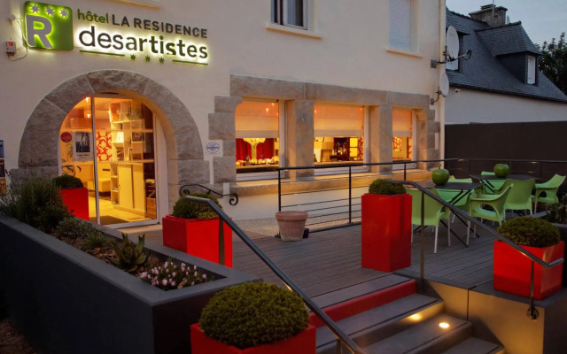 hotelImage