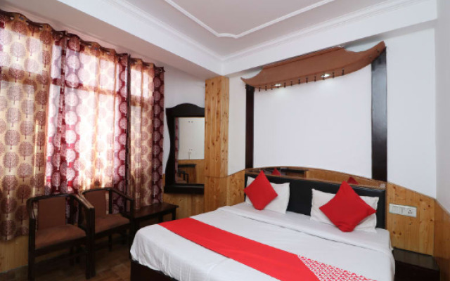 OYO 30616 Yamuna Regency