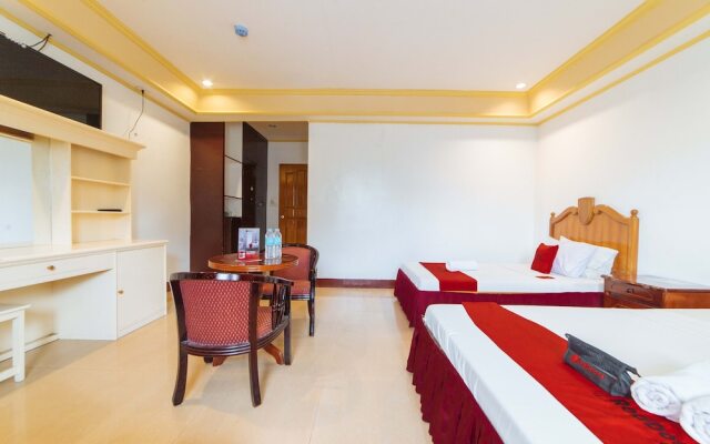 Cler Grand Hotel by Reddoorz