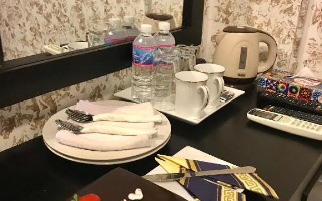 OYO MotelVIP