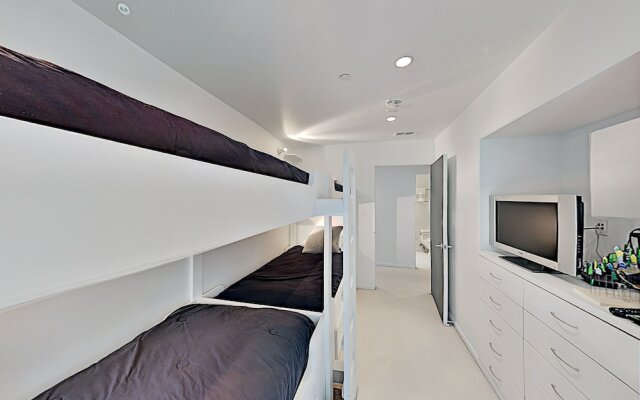 450eliot 3 Bedroom Condo