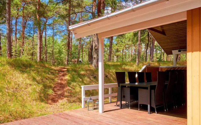 8 Person Holiday Home in Nexo-by Traum