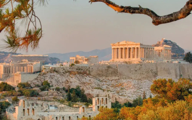 Sanders Center - Nice Studio Apt With Balcony