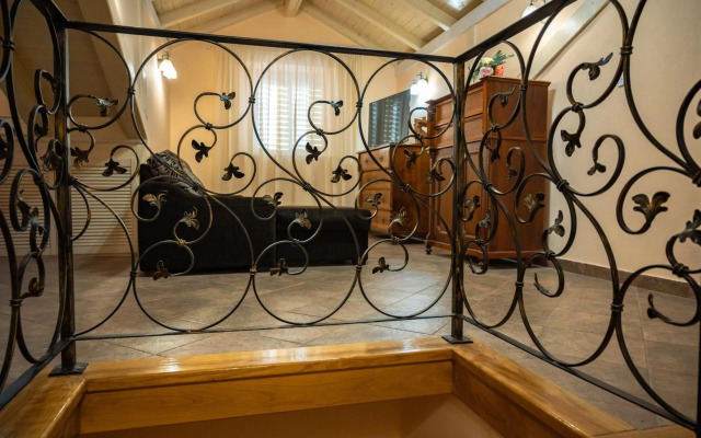 Casa Nobile in old town by AULA