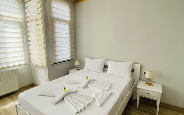 Stylish Hotel Old City