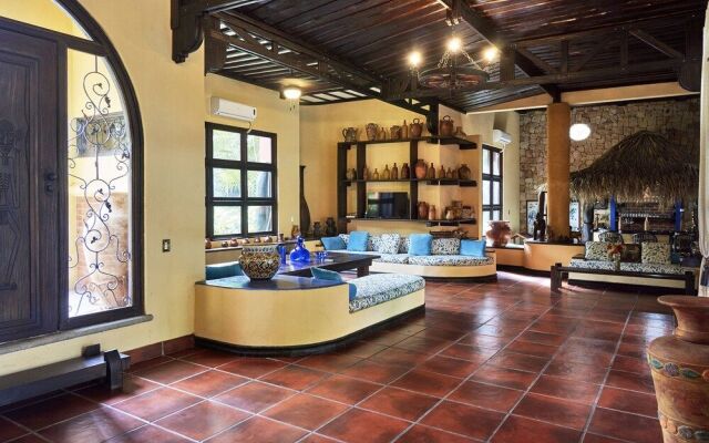 Paradise Beach Lodge