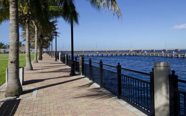 Four Points by Sheraton Punta Gorda Harborside