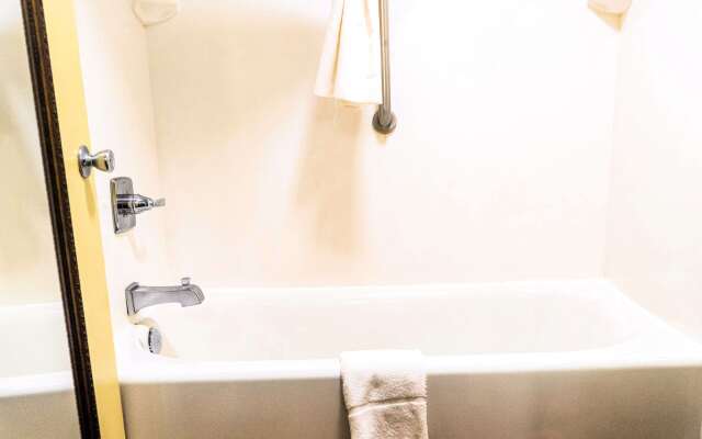 Quality Inn Whiteville North