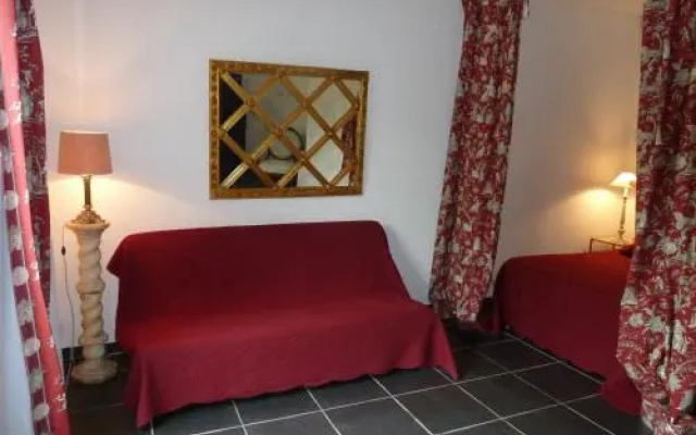 Le Vieux Vauvert