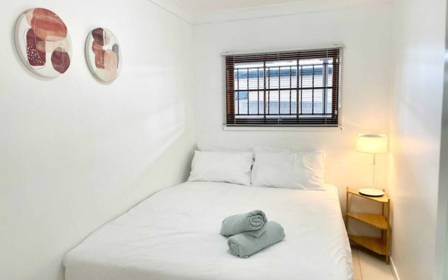 Home on a Hill - 1 Bedroom Apartment