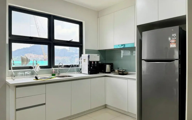 Ekocheras Suite