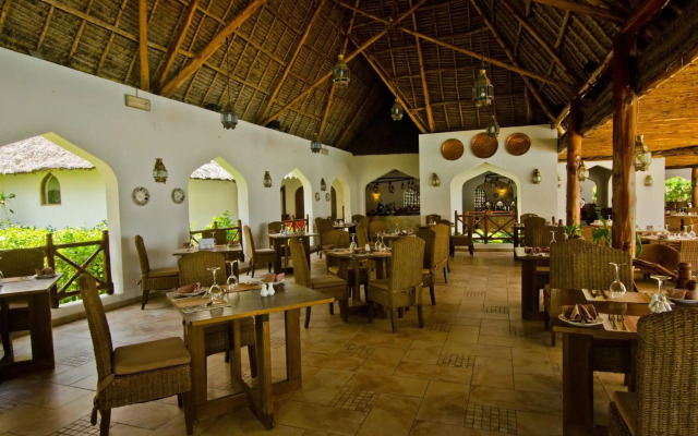 Sultan Sands Island Resort