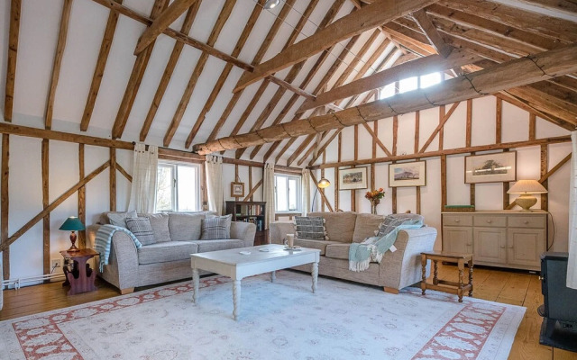 The Hayloft Boundary Farm Air Manage Suffolk