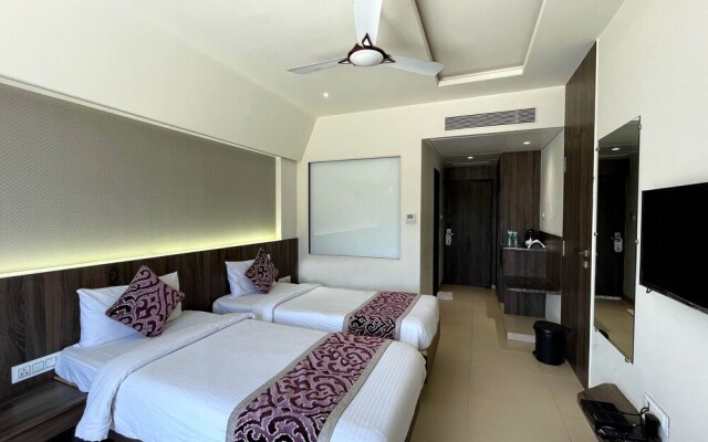 Hotel Grand Parivaar
