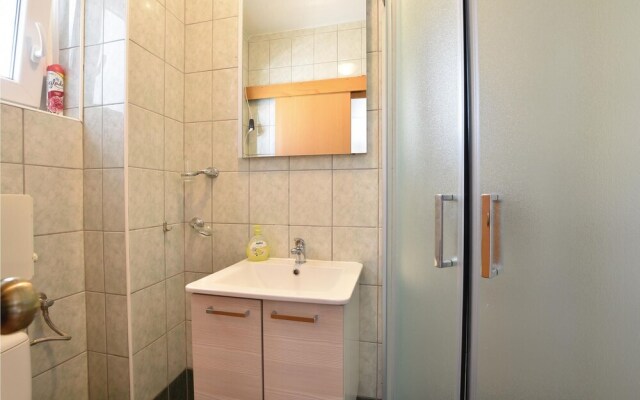 Amazing Home in Stanici With Wifi and 4 Bedrooms