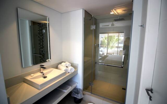 Element Bay II by Horizon Holidays