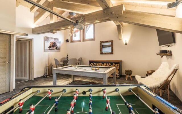 Chalet Montvalezan-La Rosière, 8 pièces, 14 personnes - FR-1-398-621