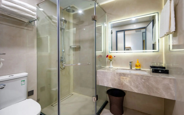 Pipaxi Hotel