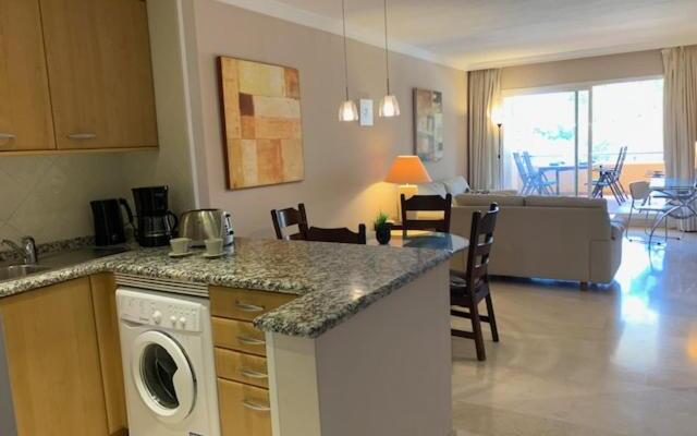 Golf & Beach .Apto 2 Bedroom Santa Maria Golf Marbella