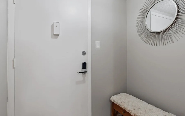 Beach Way Getaway 2 Bedroom Condo by RedAwning