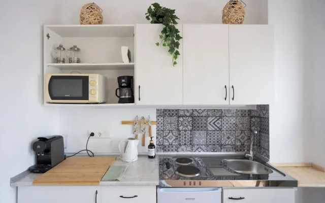 Naim Guest House Nerja