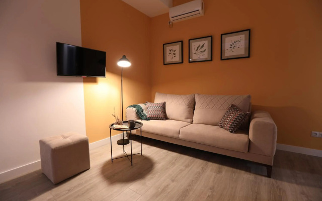 Tulip - 1BR - Self Checkin - Garden - BBQ - Netfli#