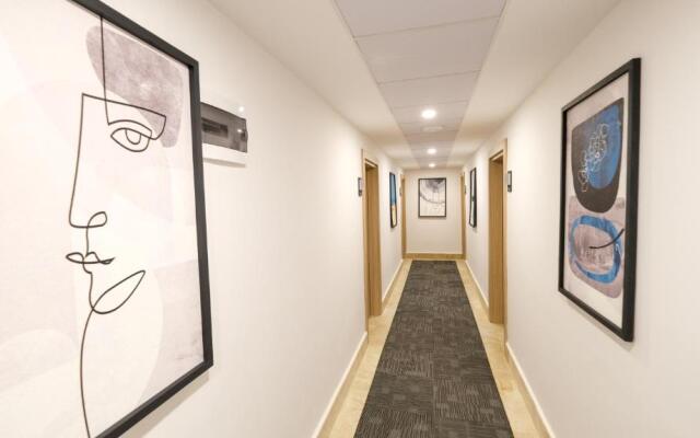 Alesta Seaside Residence