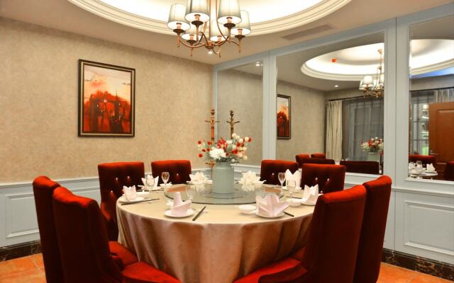 ibis Chongqing Airport