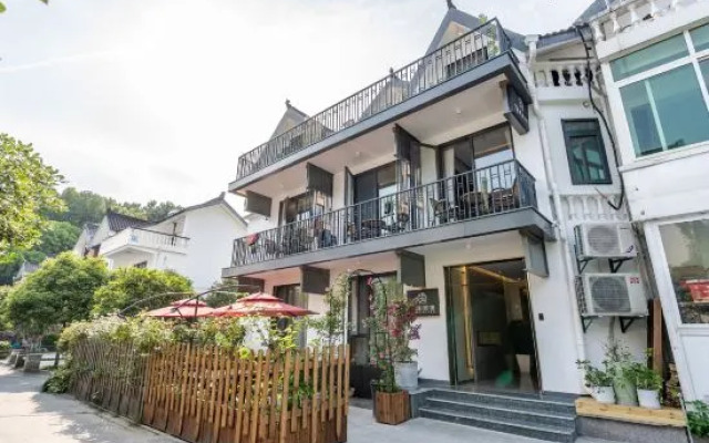 Xihu 78 Lagerstroemia boutique hotel