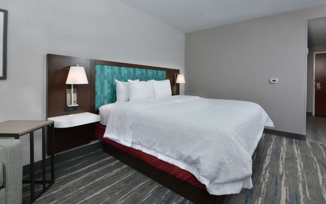 Hampton Inn & Suites by HIlton Charlotte North I 485