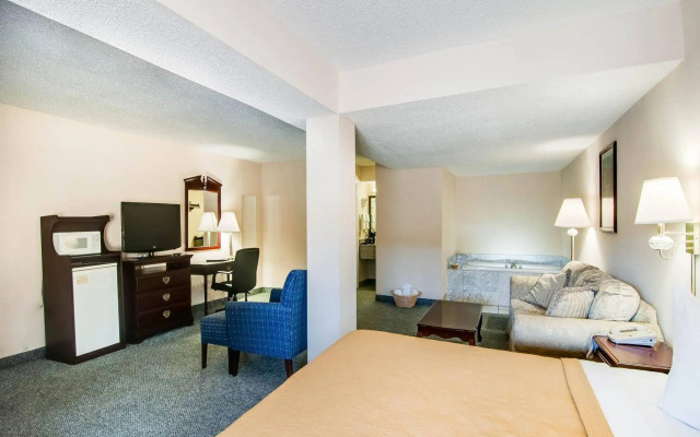 Quality Inn Hillsville
