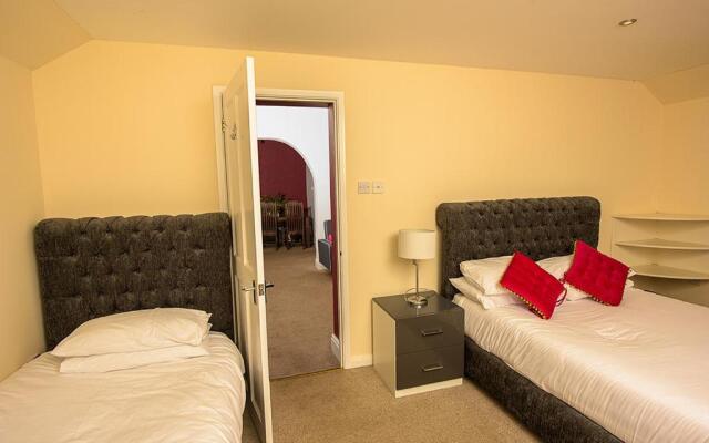Cliff Top Apartment 3 Bedroom