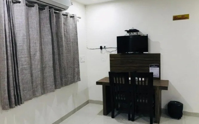 Parjaat Residency