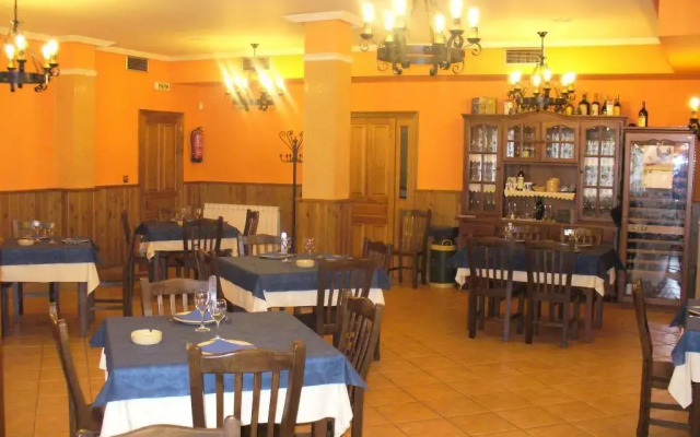 Hotel Rural Huelde
