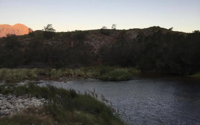 Rivers Own Guest Lodge