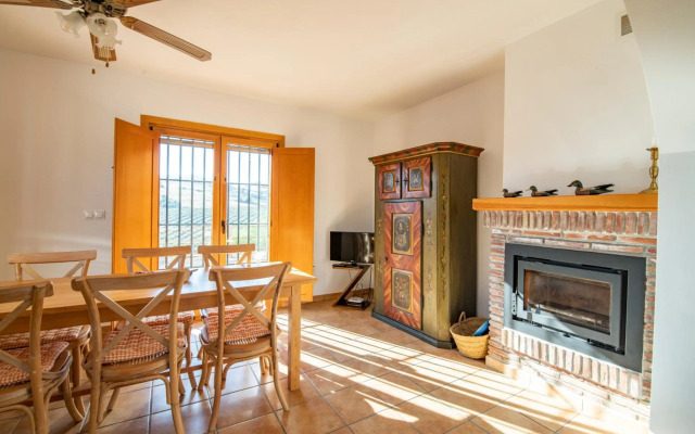 Casa Grande / Rosas Cantares