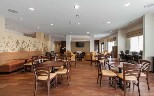 Sleep Inn & Suites Fargo Medical Center