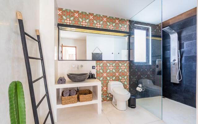 Casa Bella Villa by Betterplace