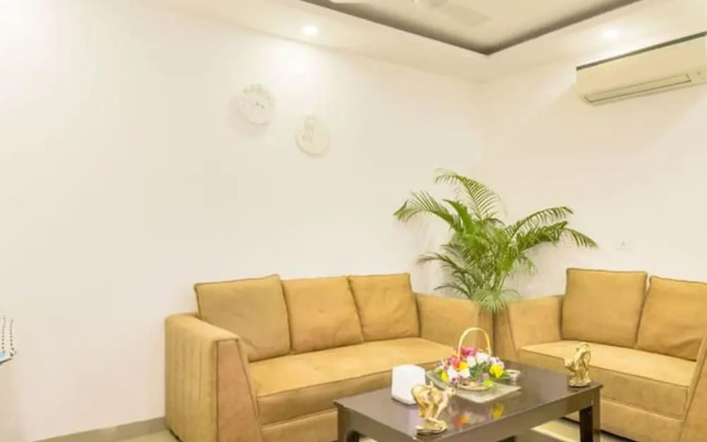 Modern City Retreat 2bhk Paras Fortis Balcony